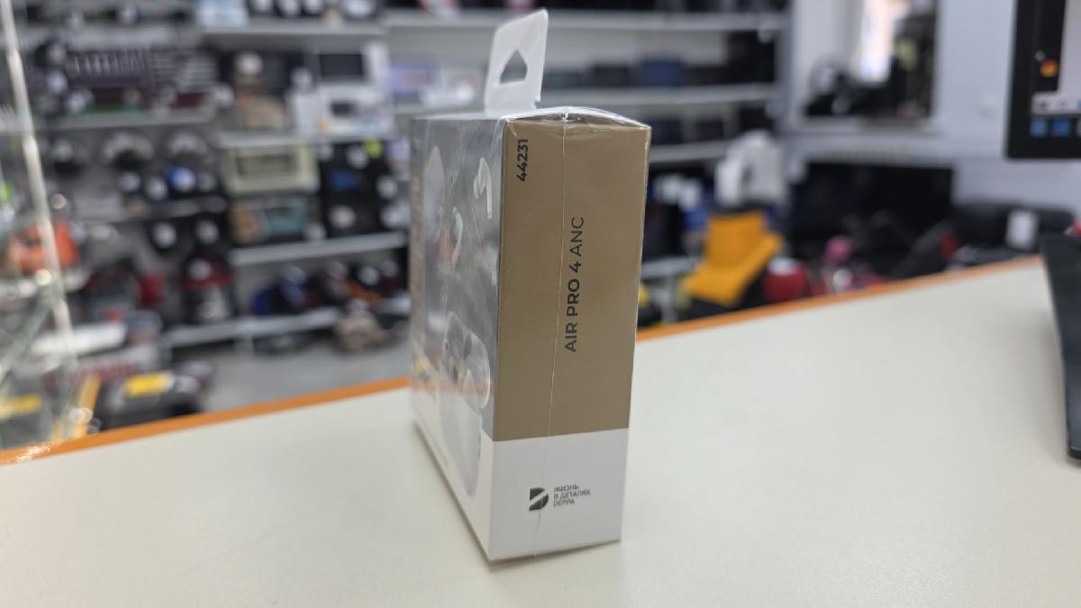 Наушники беспроводные Deppa 44231 Air Pro 4 ANC