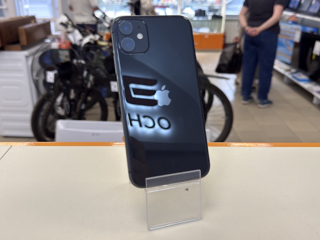 Смартфон Apple iPhone 11 64Gb