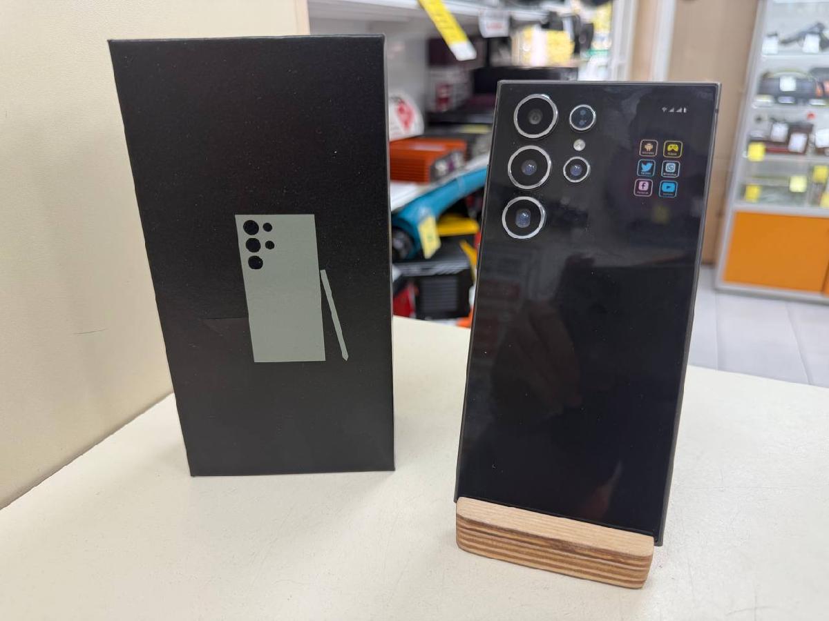 Смартфон Samsung Galaxy S25 12/128