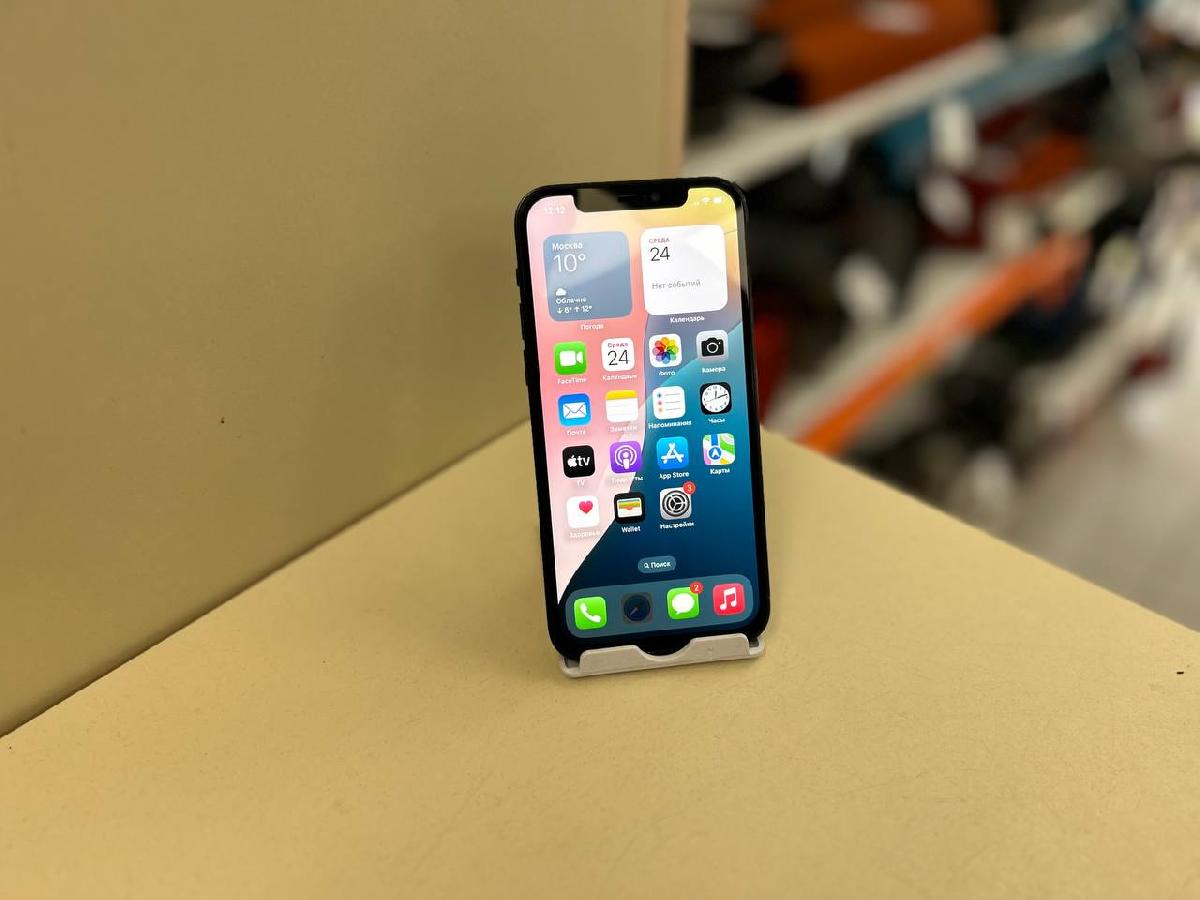 Смартфон Apple iPhone 12 64Gb