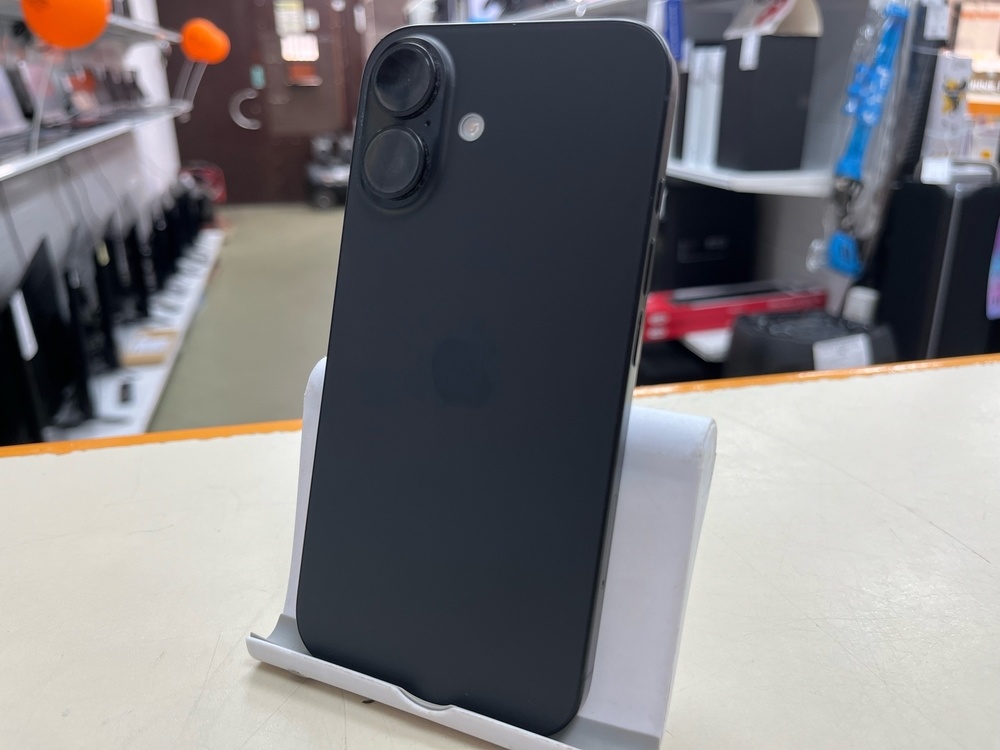 Смартфон Apple Iphone 16 256Gb