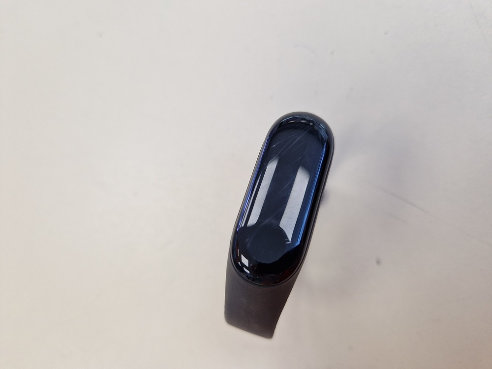 Фитнес-браслет Xiaomi MI BAND 3