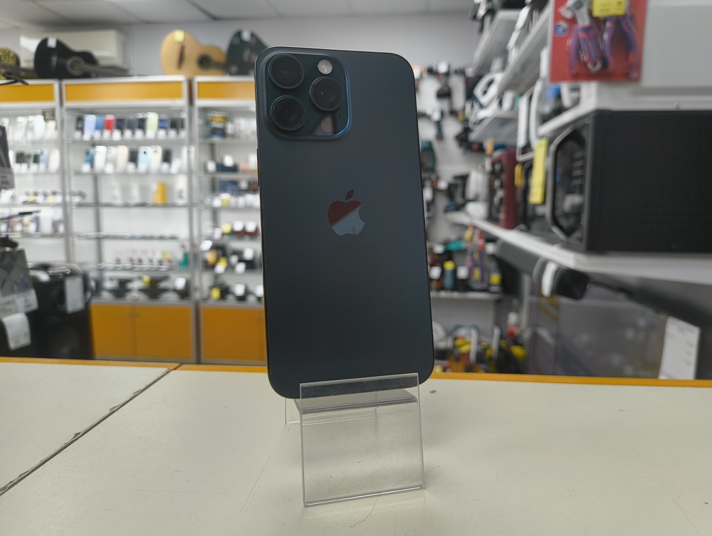 Смартфон Apple iPhone 15 Pro Max 256Gb