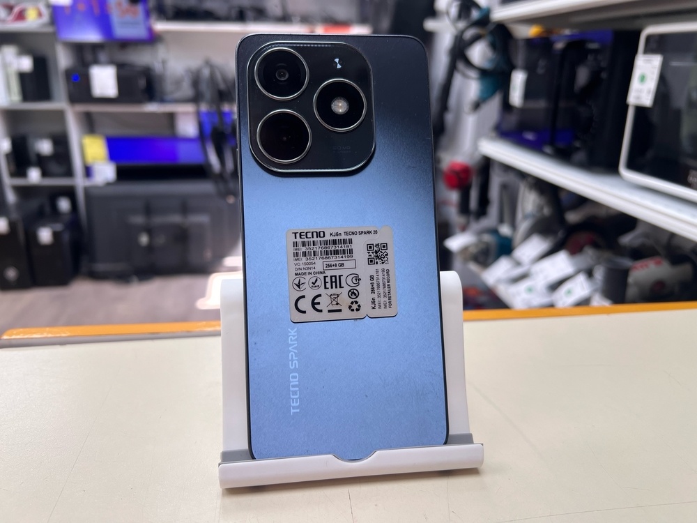 Смартфон Tecno Spark 20 8/256