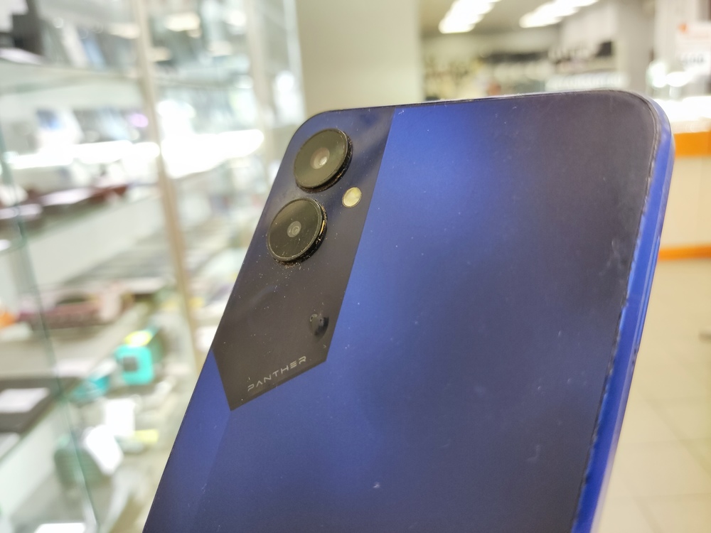 Смартфон Tecno Pova 4 8/128Gb
