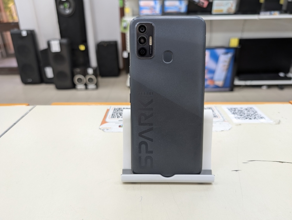 Смартфон Tecno Spark 7 4/64