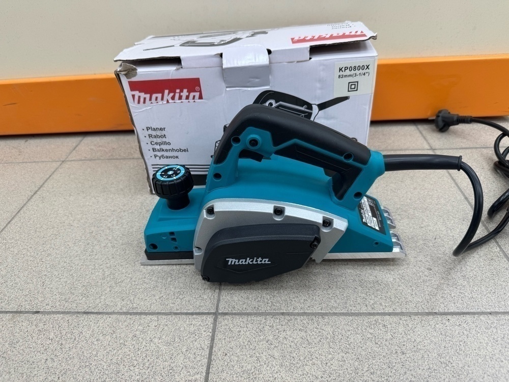 Электрорубанок Makita KP0800;