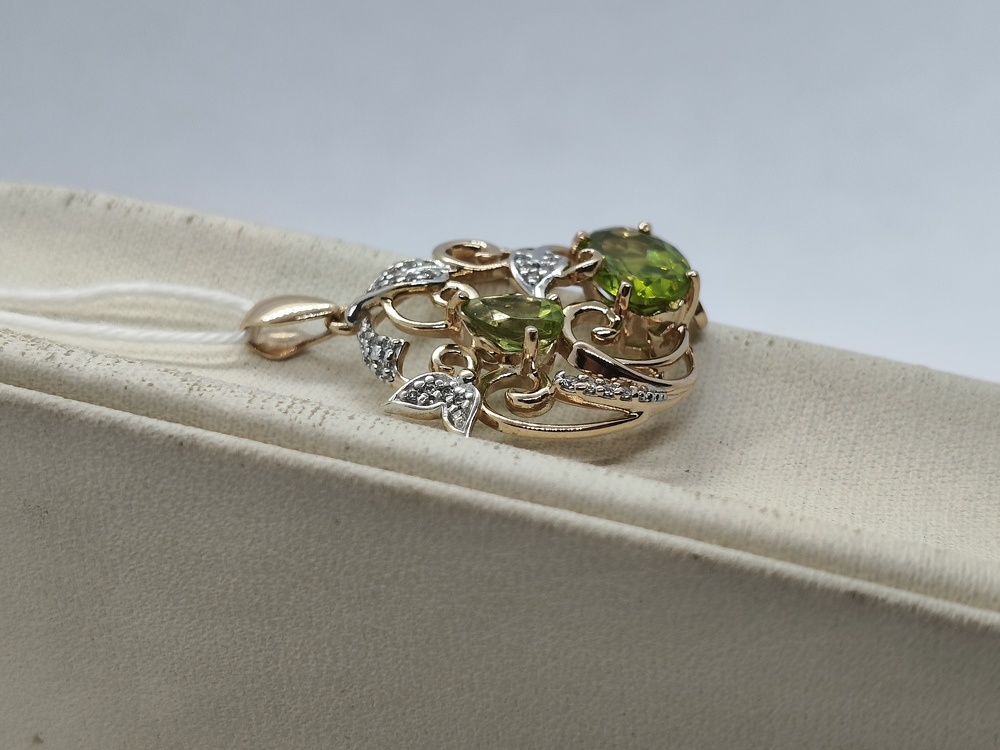 ПОДВЕСКА С КАМНЯМИ (Au 585)