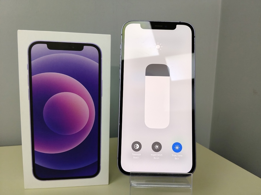Смартфон Apple iPhone 12 64Gb
