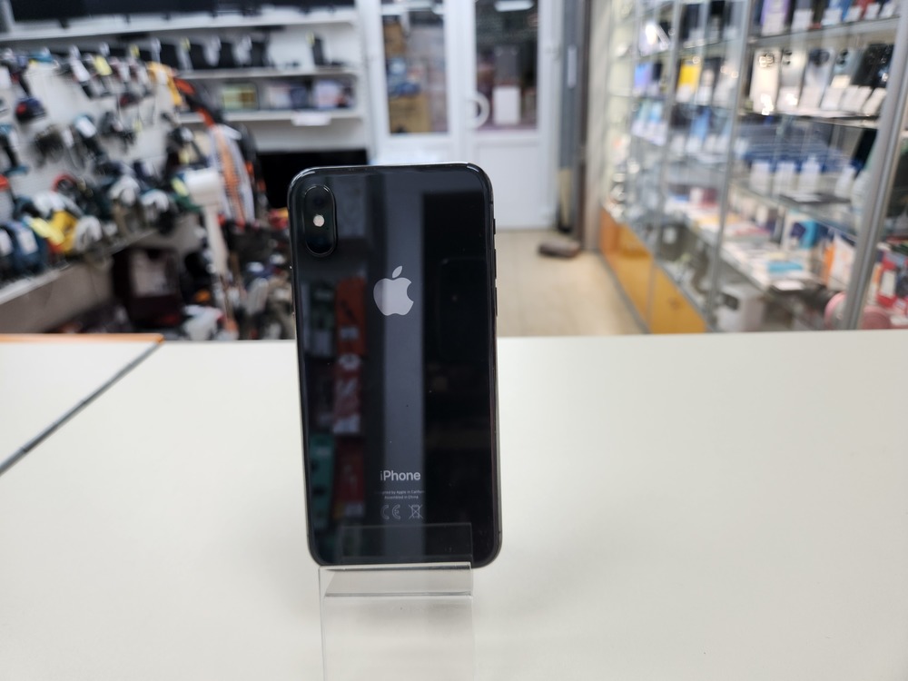 Смартфон Apple iPhone X 64Gb
