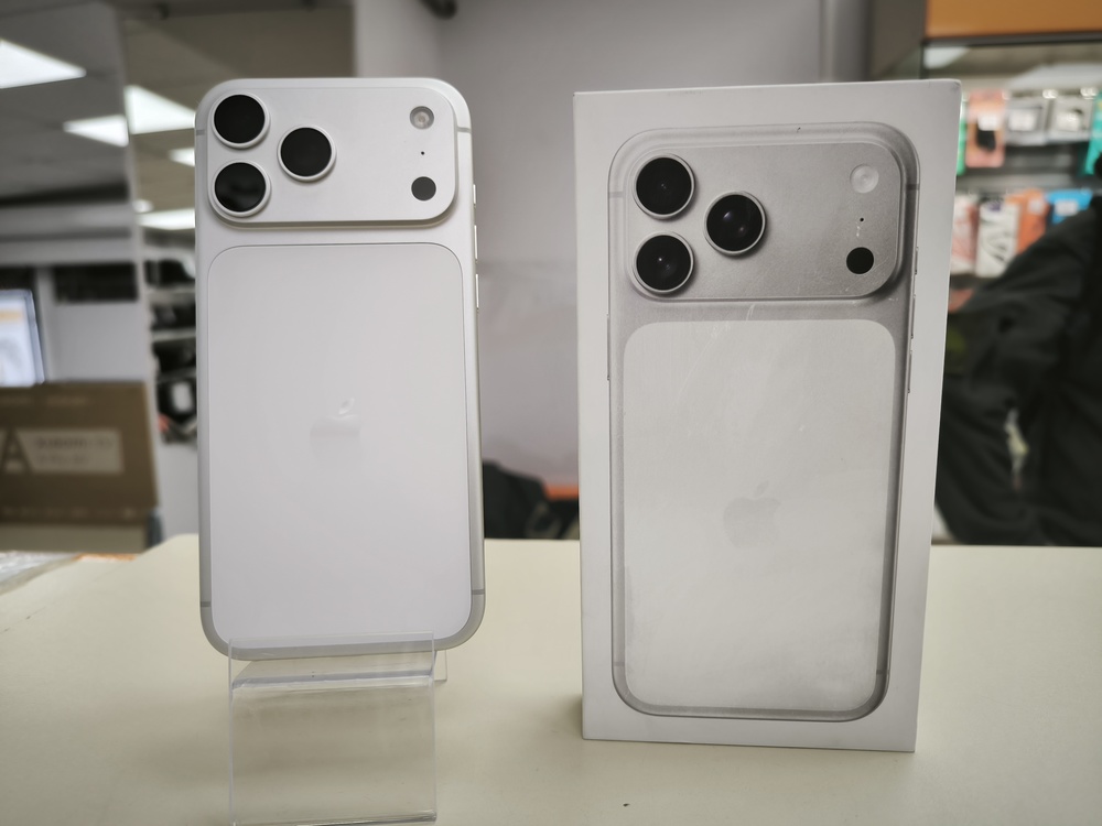 Смартфон Apple Iphone 17 Pro Max 256Gb