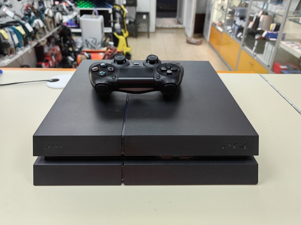 Игровая приставка PlayStation 4 FAT 500GB Игровая приставка PlayStation 4 FAT 500GB