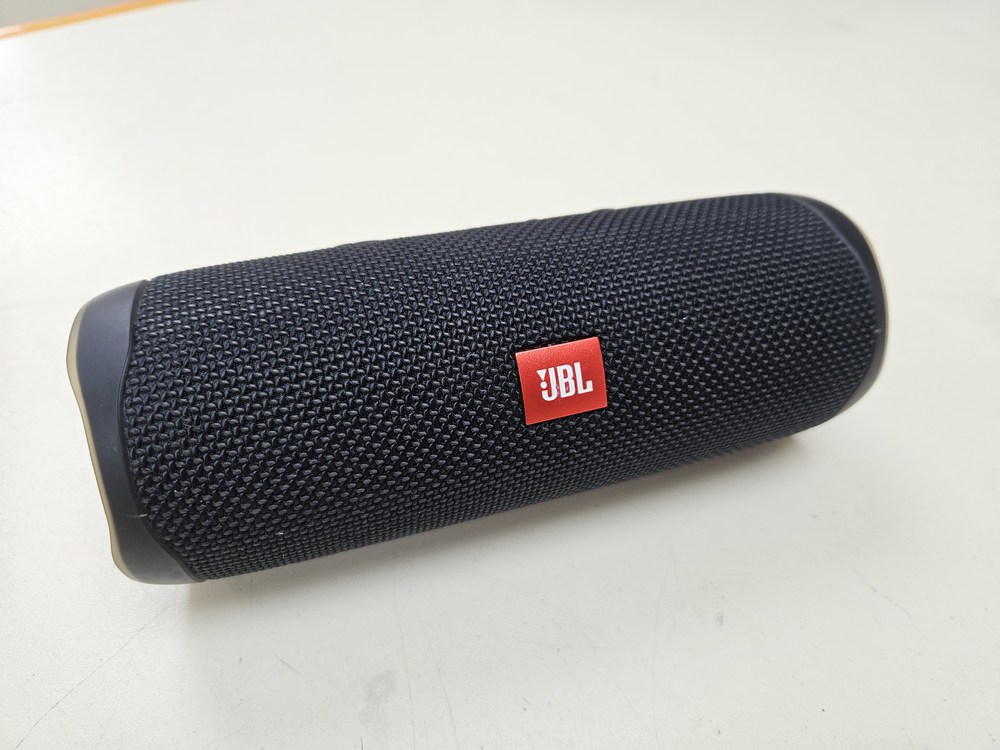 Портативная акустика JBL FLIP 5 