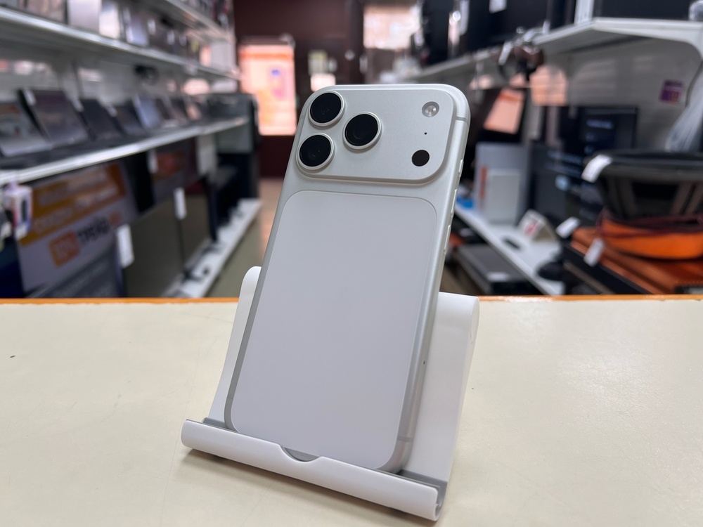 Смартфон Apple Iphone 17 Pro 256Gb