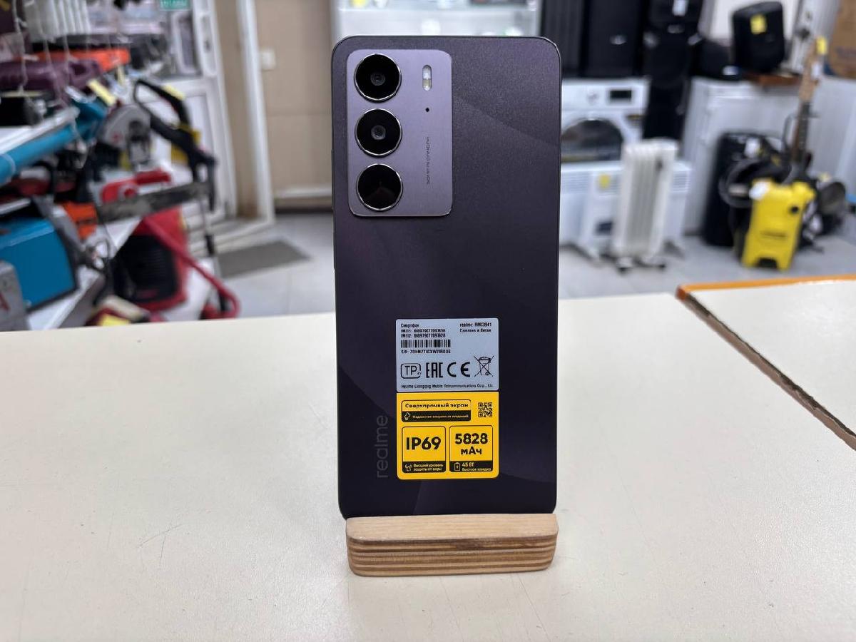 Смартфон Realme C75 8/128