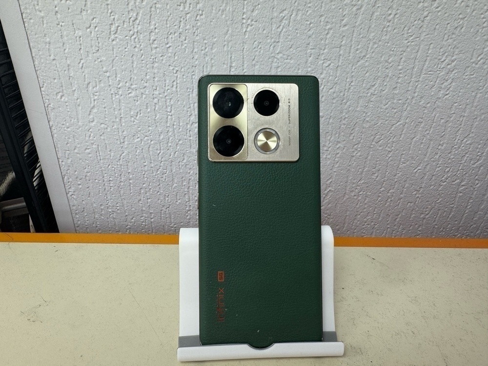 Смартфон Infinix Note 40 Pro Plus 12/256