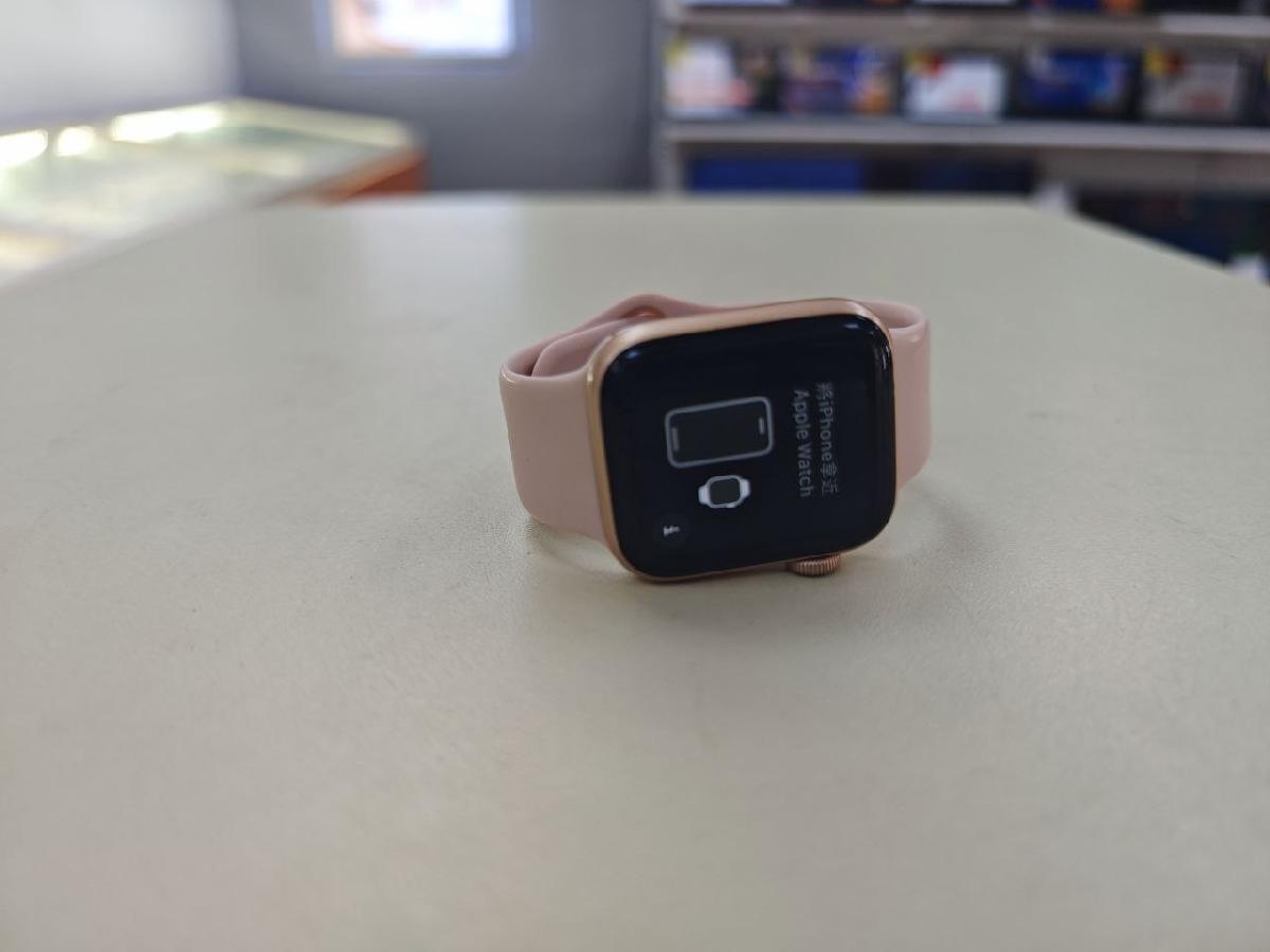 Смарт-часы Apple Watch Series 5 40 мм