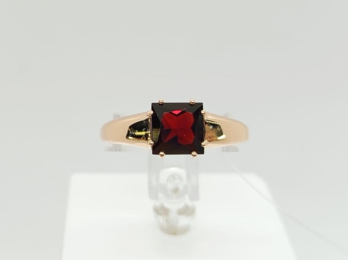 КОЛЬЦО ГРАНАТ (Au 585)