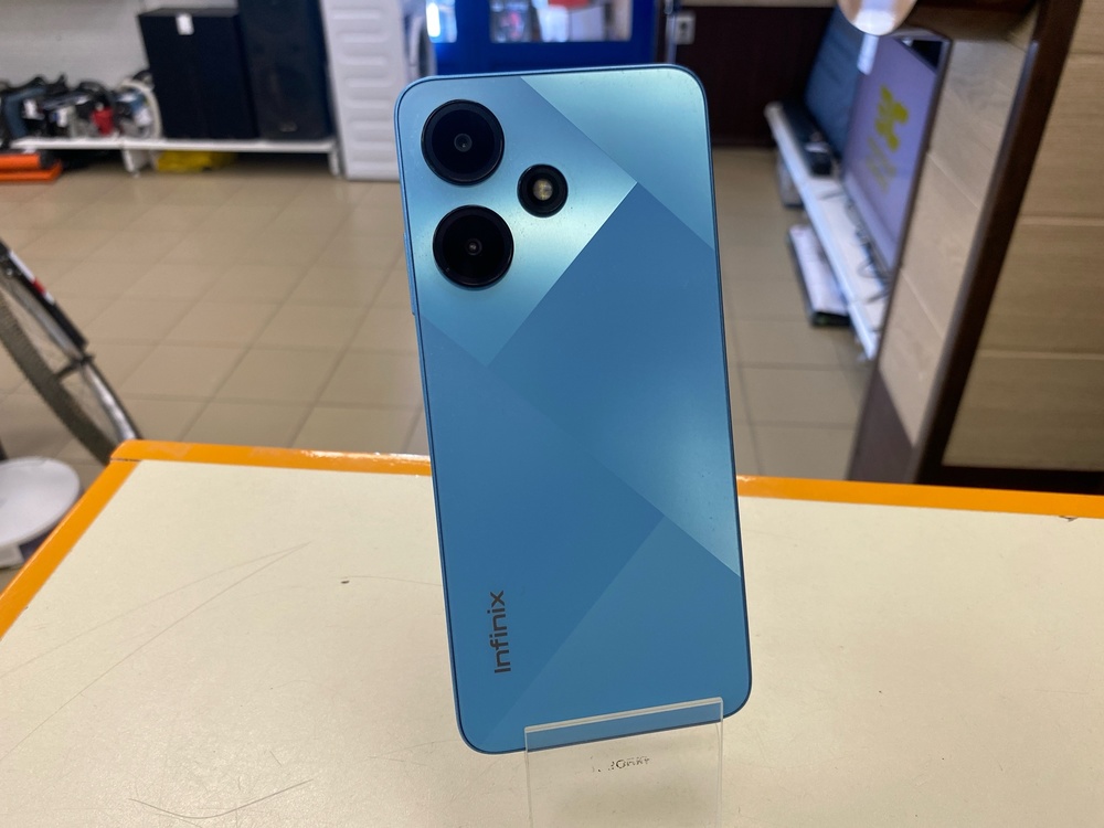 Смартфон Infinix HOT 30i 8/128