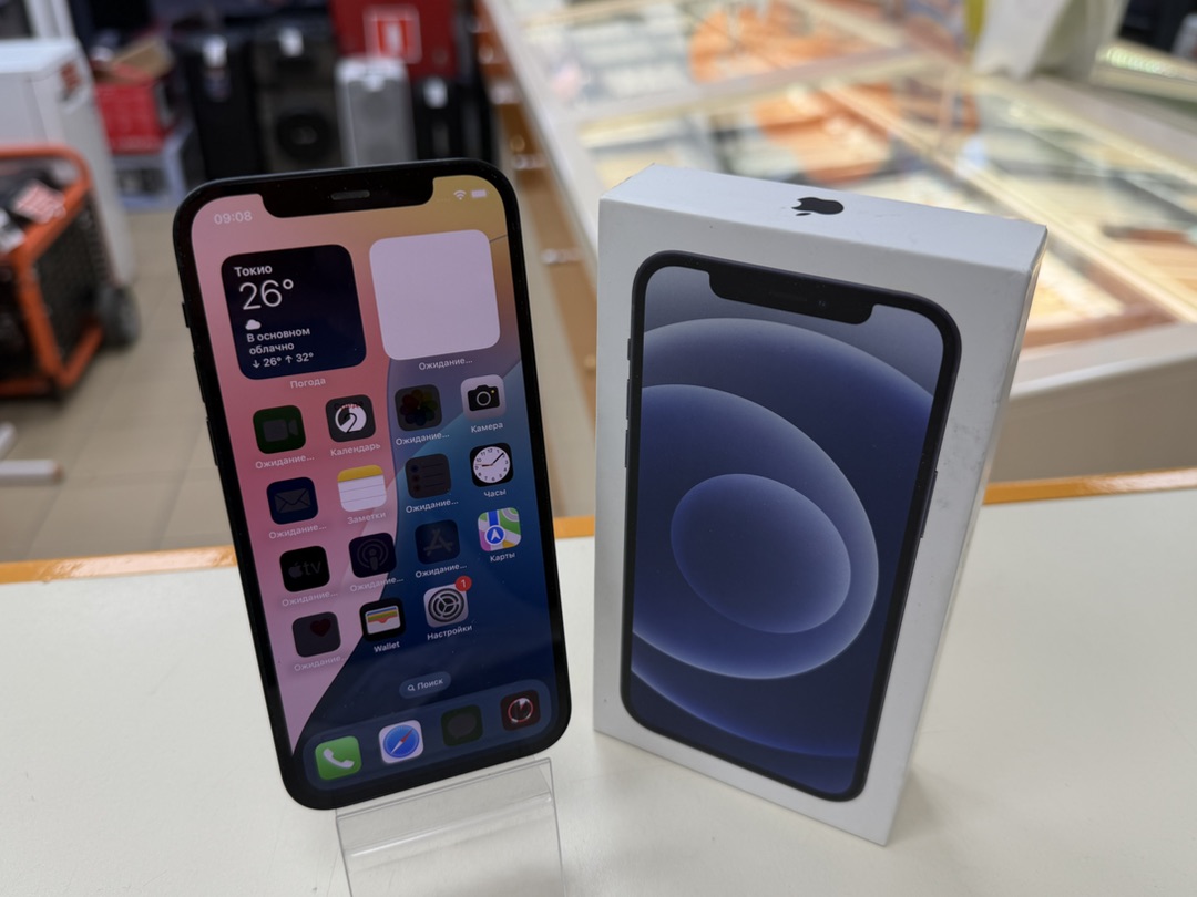 Смартфон Apple iPhone 12 64Gb
