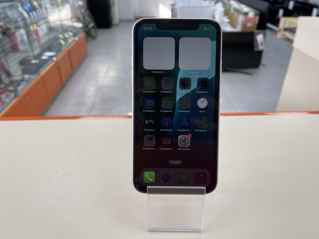 Смартфон Apple iPhone 11 64Gb