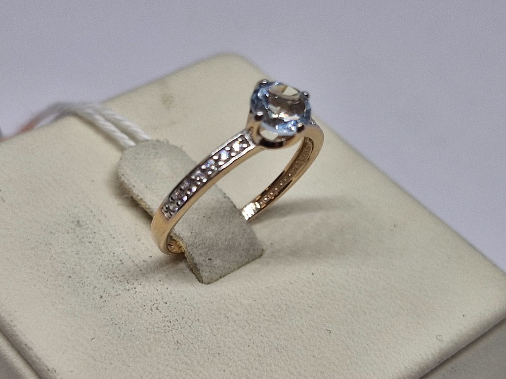 КОЛЬЦО С КАМНЯМИ (Au 585)