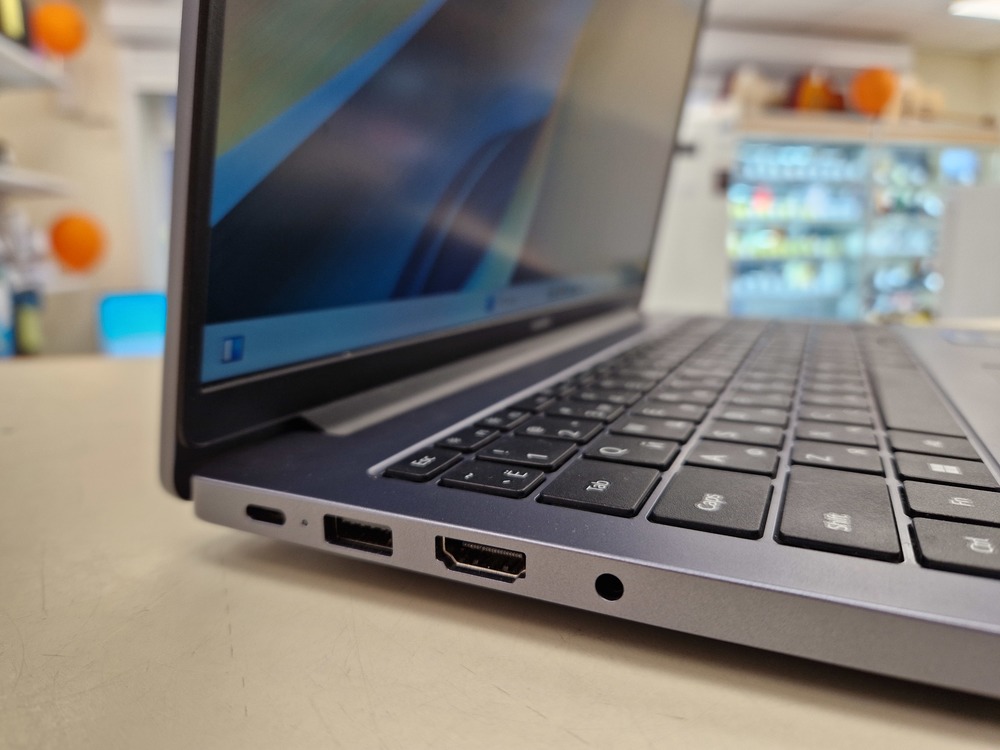 Ноутбук Huawei MateBook D16 MCLF-X; Core i3-1215U, Intel UHD Graphics, 8 Гб, 512 GB, Нет