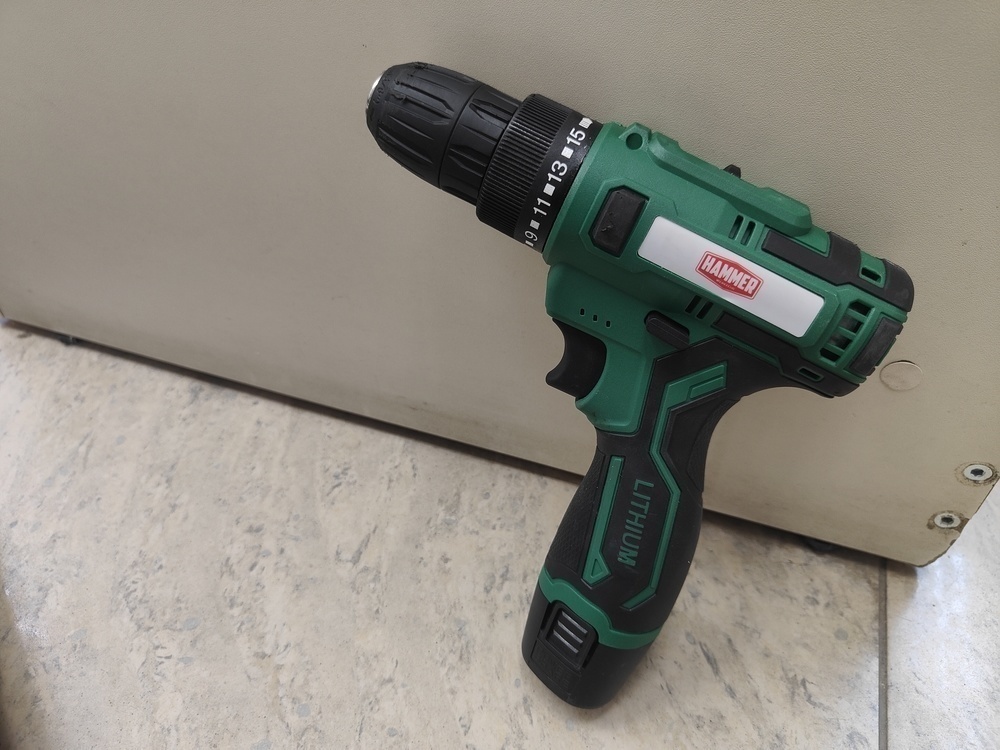 Шуруповерт Hammer ACD12/2CS;