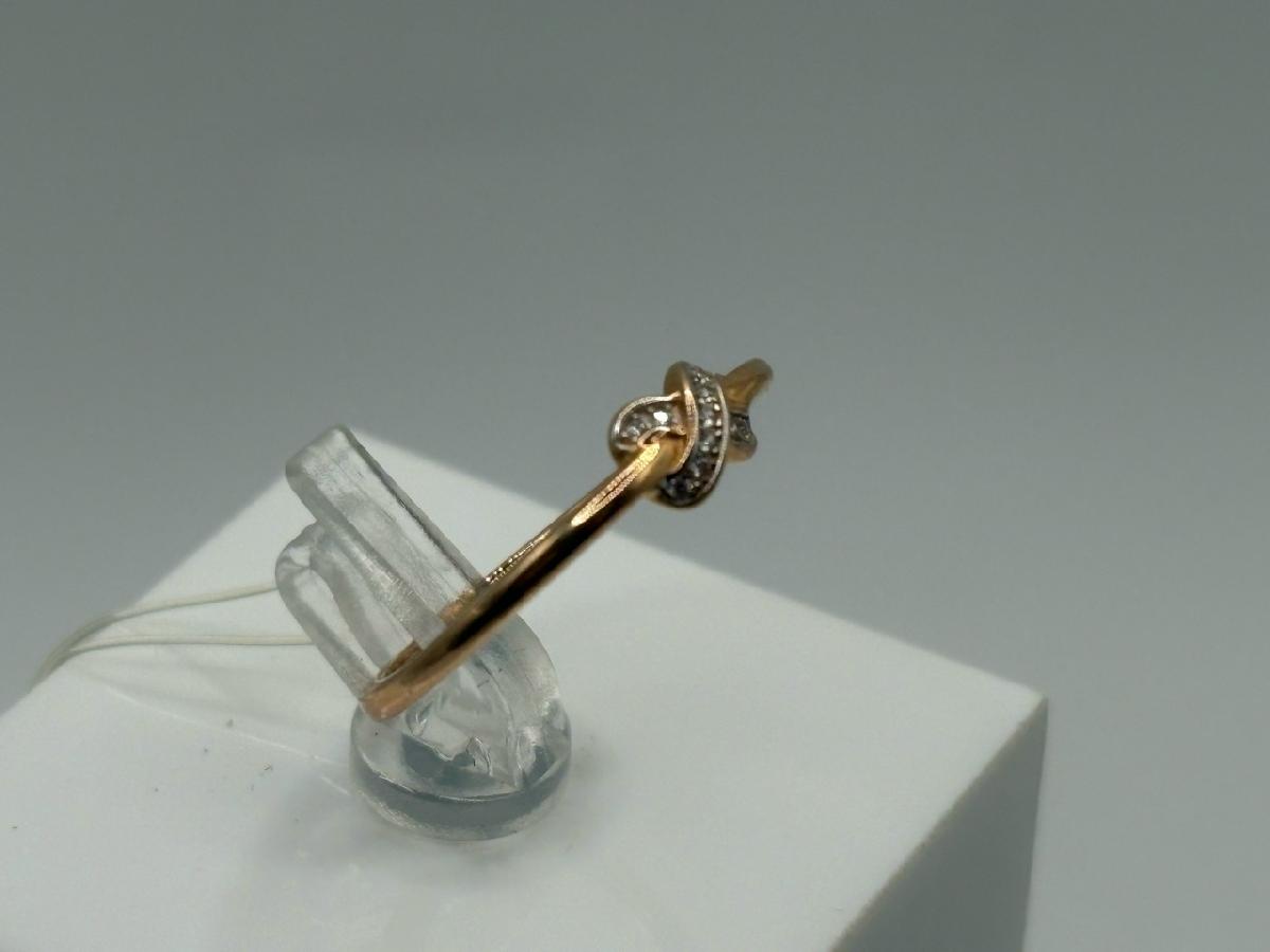 КОЛЬЦО С КАМНЯМИ (Au 585)