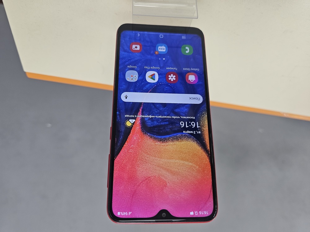 Смартфон Samsung Galaxy A10 2/32