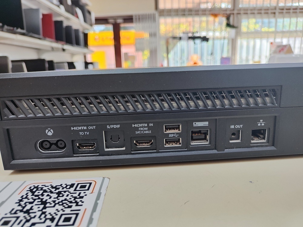 Игровая приставка Xbox One 500Gb
