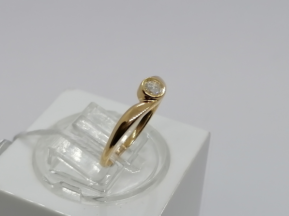 КОЛЬЦО БРИЛЛИАНТ Au 750