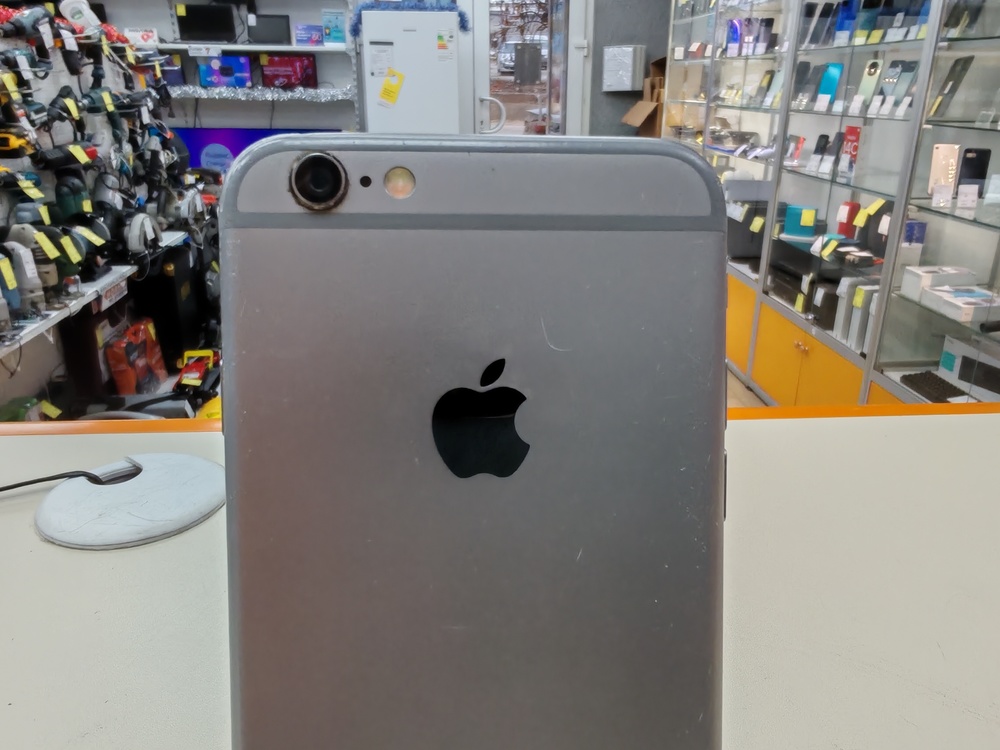 Смартфон Apple iPhone 6 32Gb