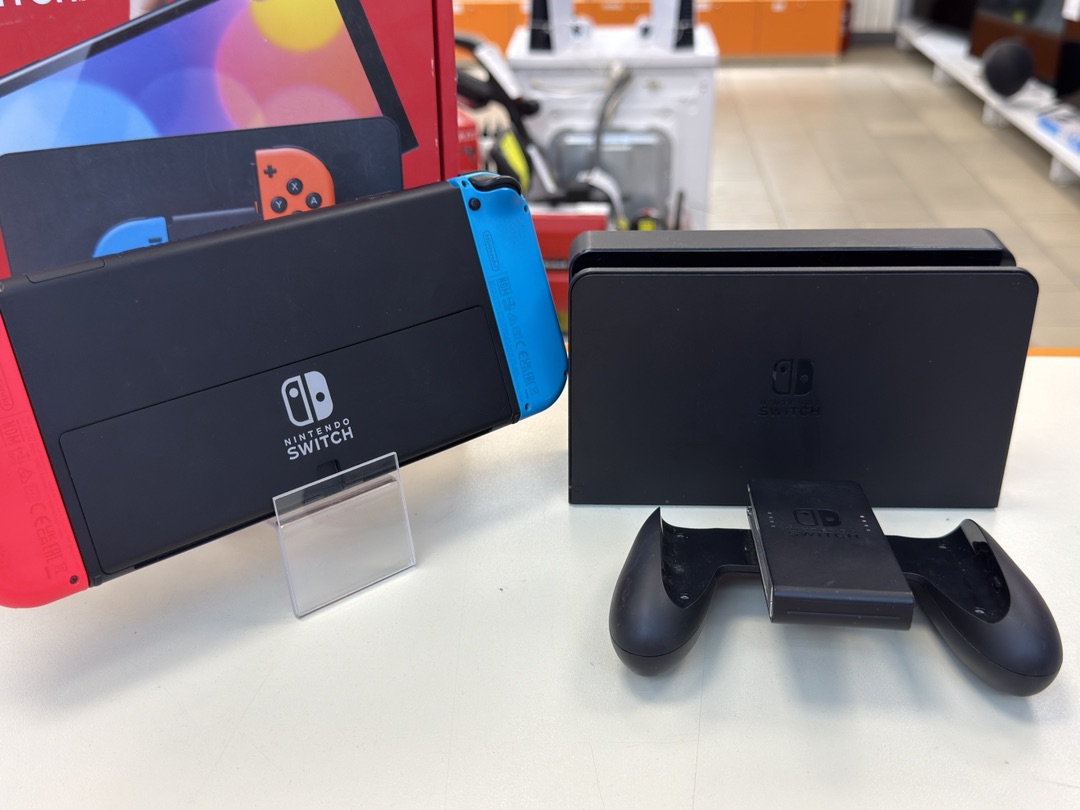 Игровая приставка Nintendo Switch Oled