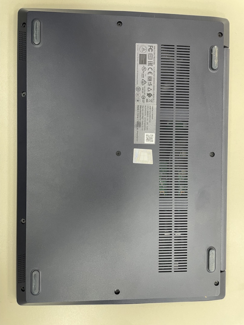 Ноутбук Lenovo Ideapad 3 17ada05; Ryzen 5 3500U, Radeon Vega 8, 8 Гб, 256 Гб, Нет