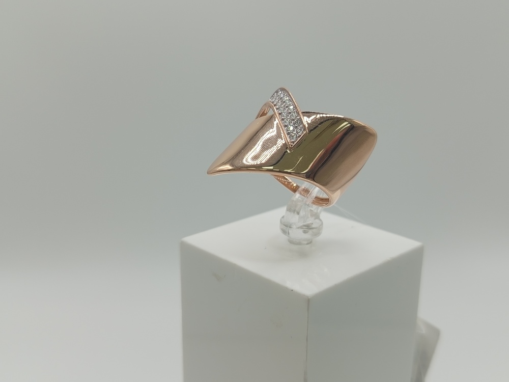 08-118203 КОЛЬЦО С КАМНЯМИ (Au 585)