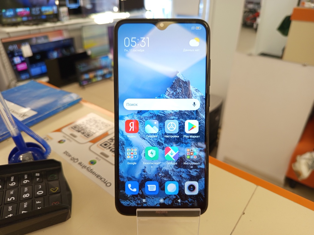 Смартфон Xiaomi 8A 2/32