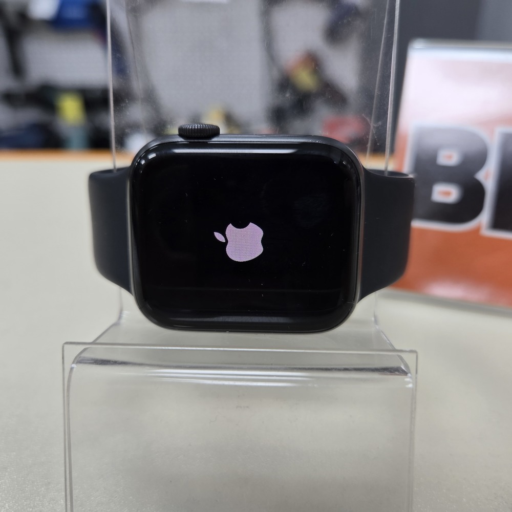 Смарт-часы Apple Watch Series 5 44 мм