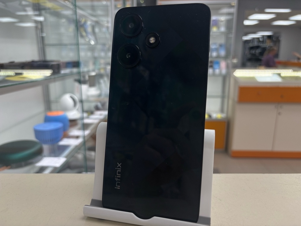 Смартфон Infinix HOT 30i 4/64