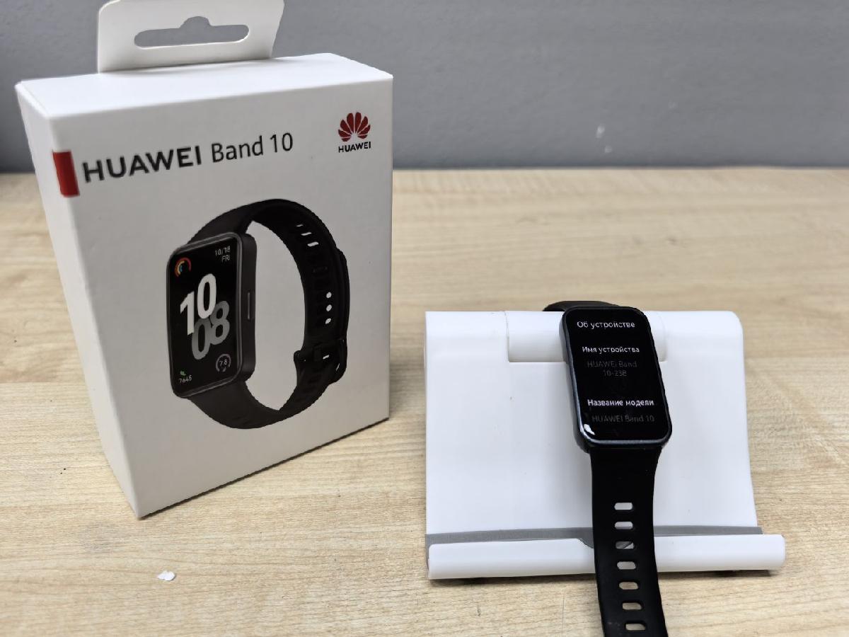 Смарт-часы Huawei Band 9