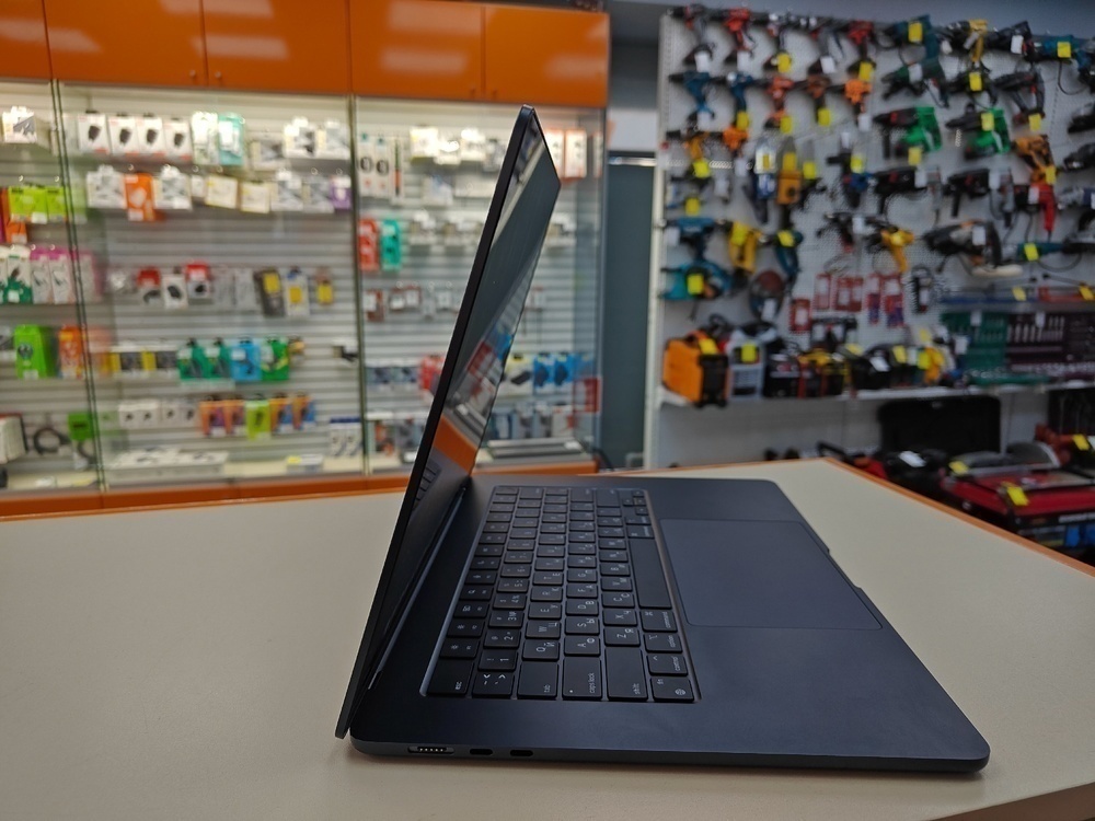 Ноутбук Apple Macbook Air M3 2024 8/256