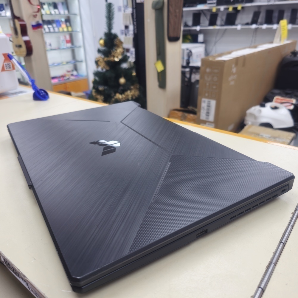 Ноутбук ASUS TUF GAMING F17;  Core I5-11400H, GeForce RTX 2050, 16 Гб, 500 Гб, Нет