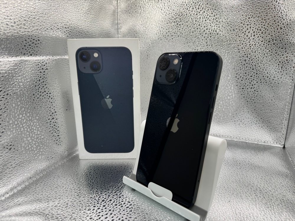 Смартфон Apple iPhone 13 128Gb