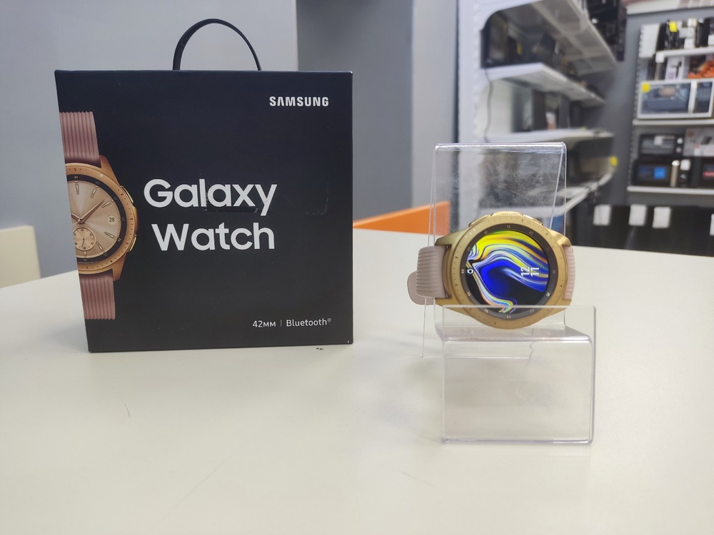 Смарт-часы Samsung Galaxy Watch