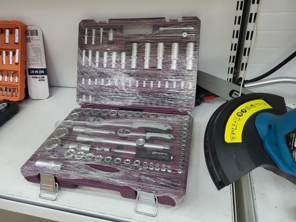 Набор инструментов Thorvik UTS0108