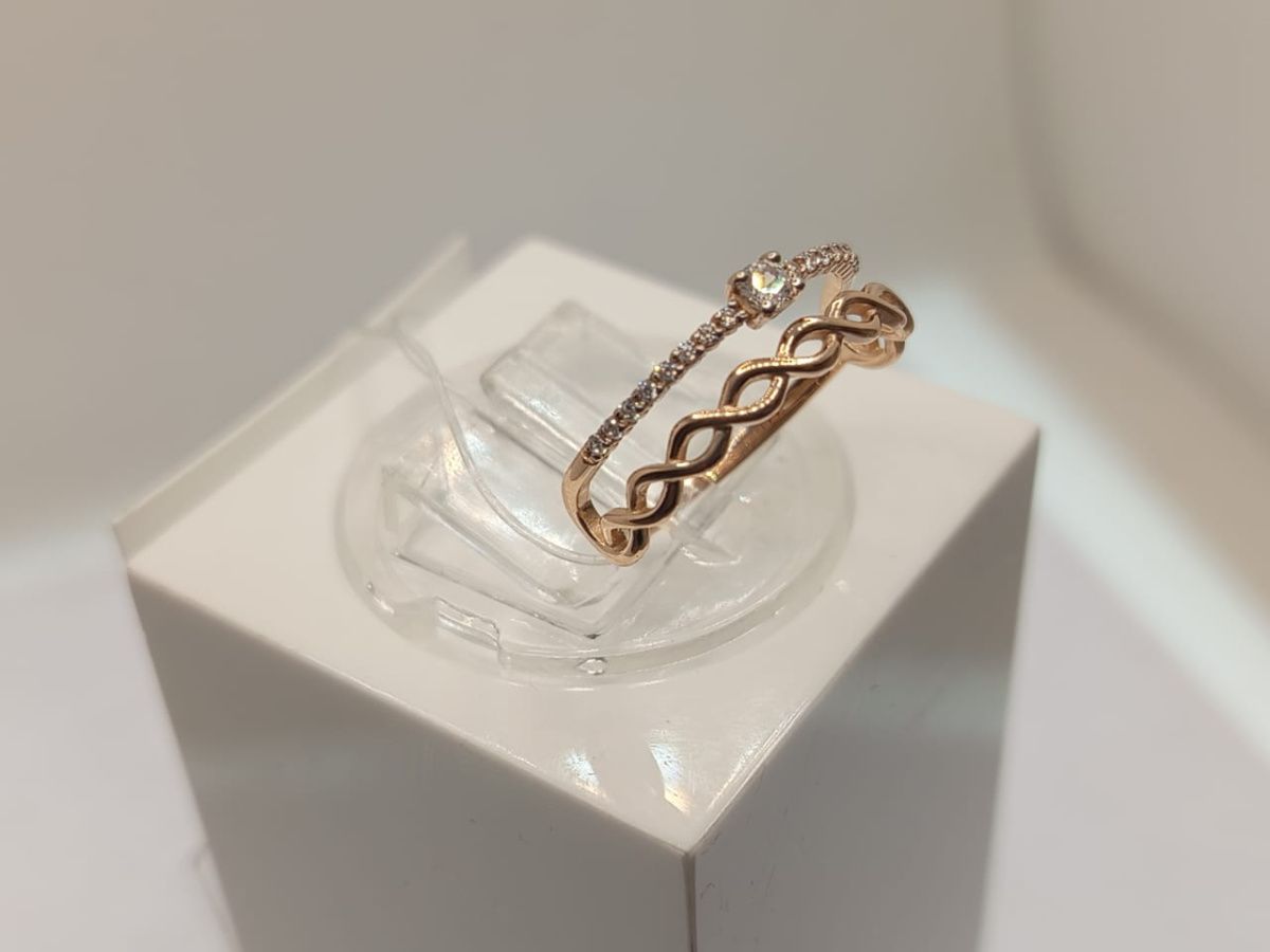 КОЛЬЦО С КАМНЯМИ (Au 585)