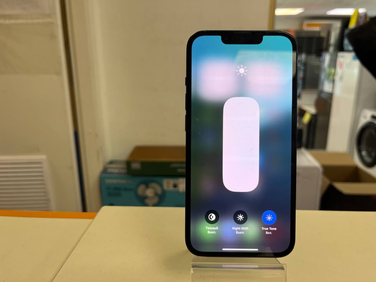 Смартфон Apple iPhone 13 128Gb