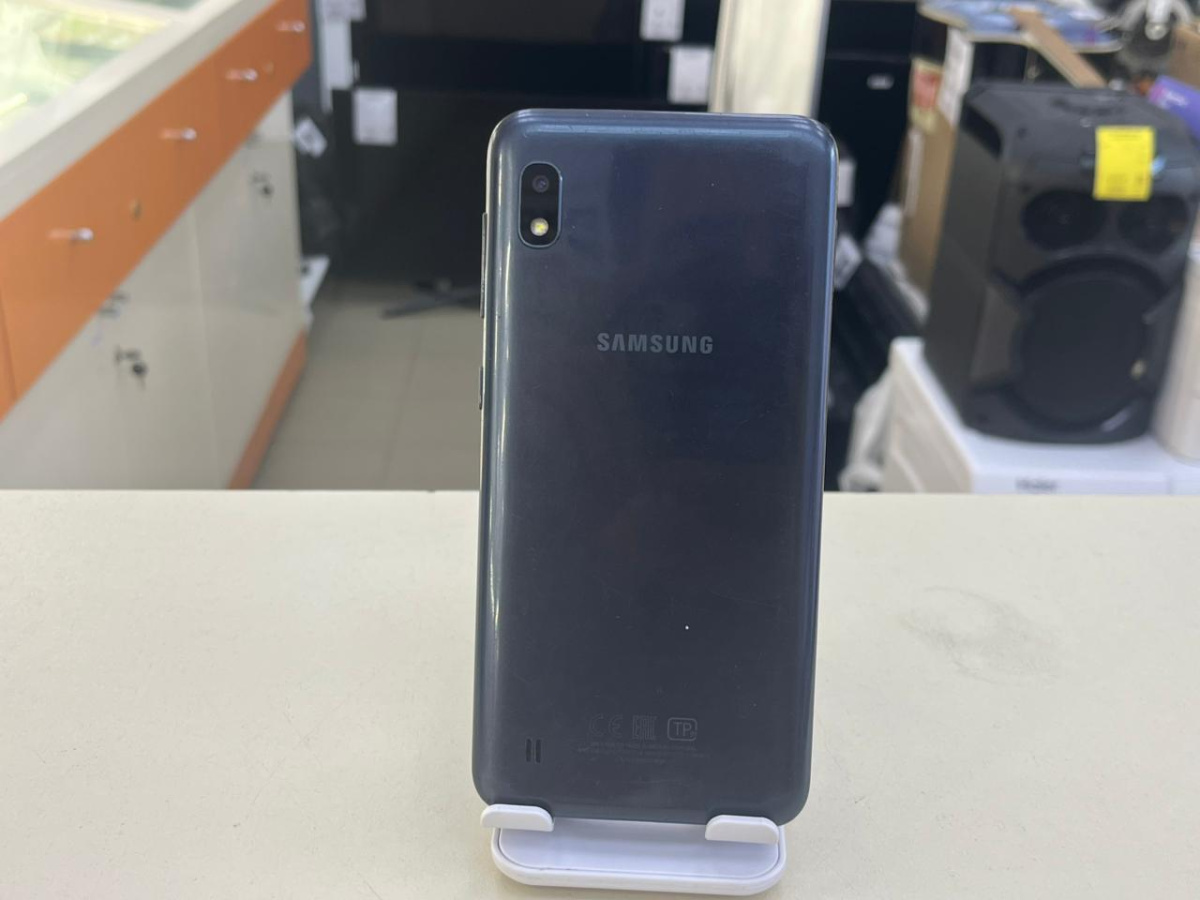 Смартфон Samsung Galaxy A10 2/32