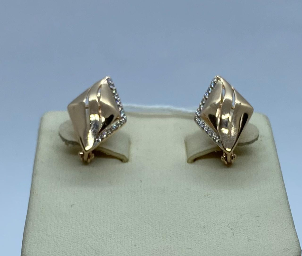 СКМИ585 СЕРЬГИ С КАМНЯМИ (Au 585)