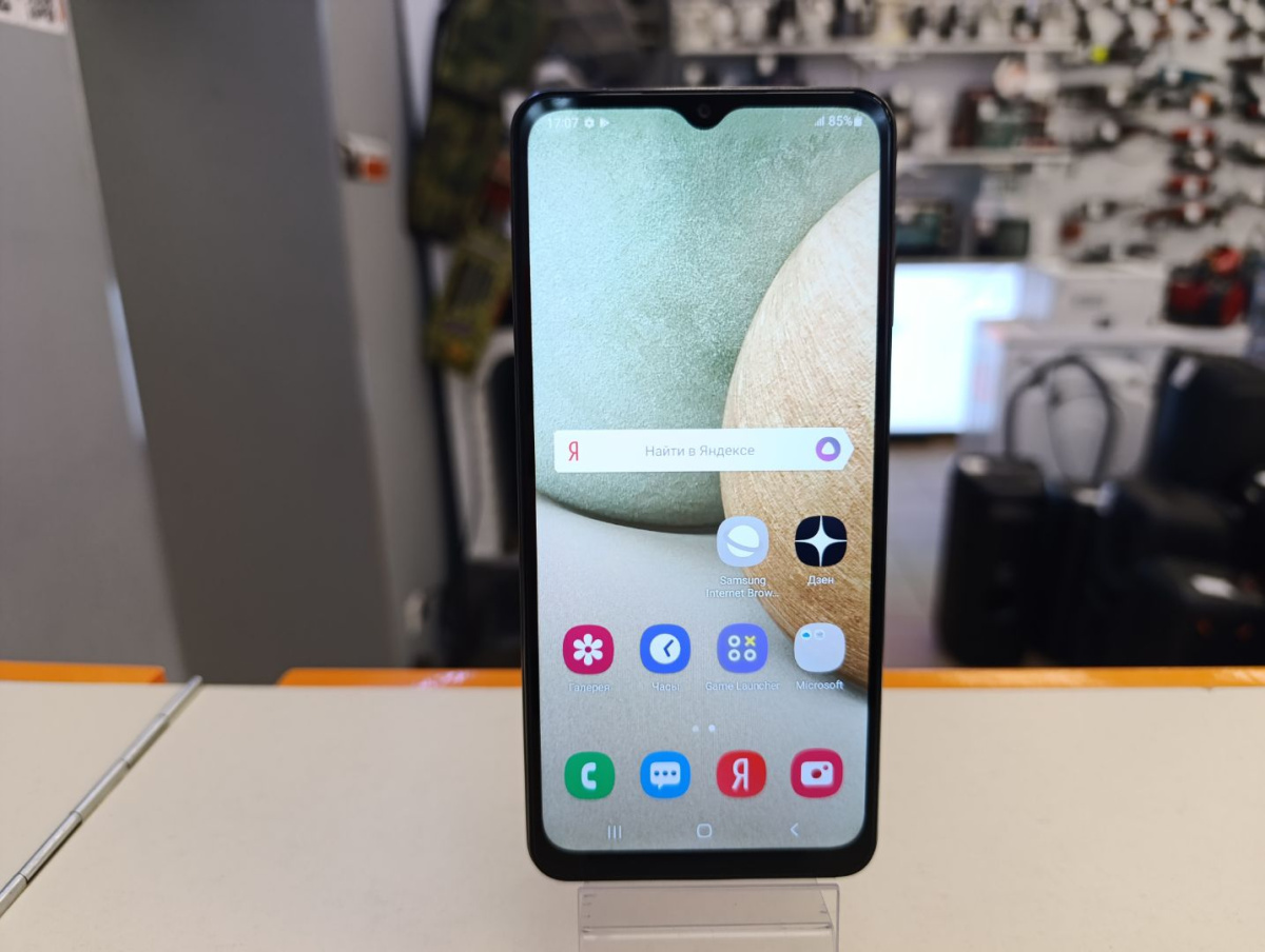 Смартфон Samsung Galaxy A12 3/32